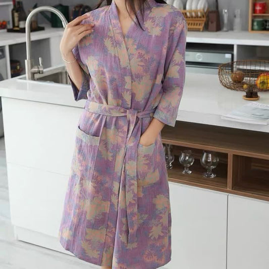 Peignoirs et kimonos en gaze de coton à motifs floraux