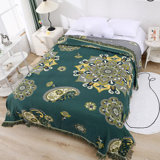 Couette en gaze de coton à quatre couches avec pompons rétro