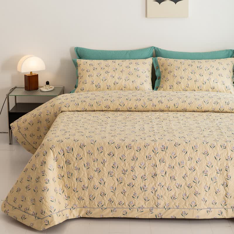 Linge de lit matelassé rustique en pur coton avec tulipes