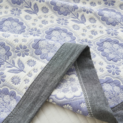 Couette en gaze de coton douce avec motif floral d'été