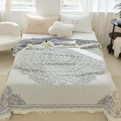 Couette en gaze de coton à quatre couches avec motif floral rétro