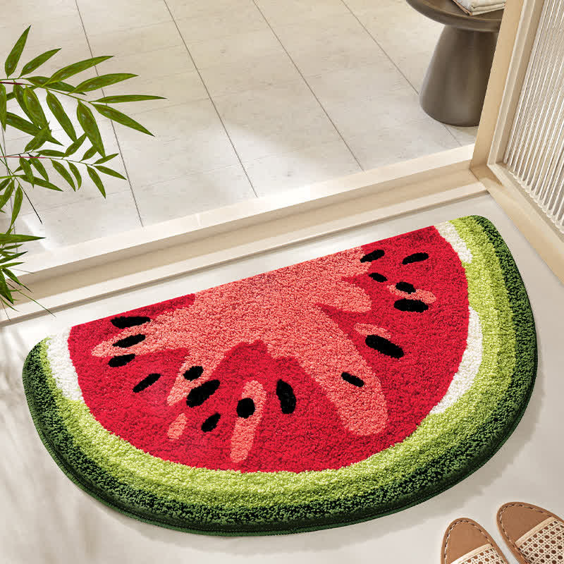 Tapis de salle de bain doux et antidérapant avec des fruits d'été