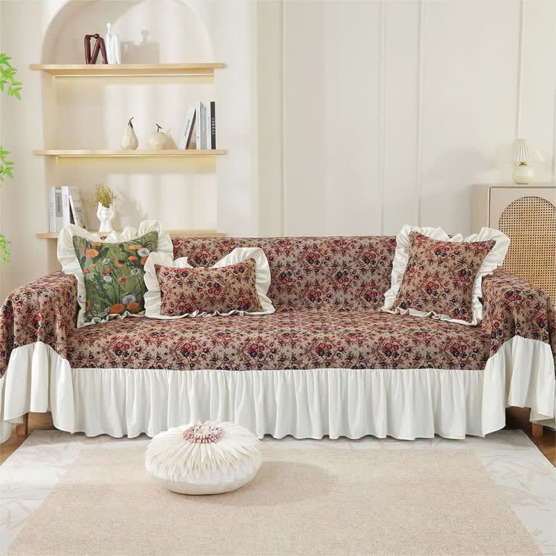 Housse de canapé à volants et motif floral vintage