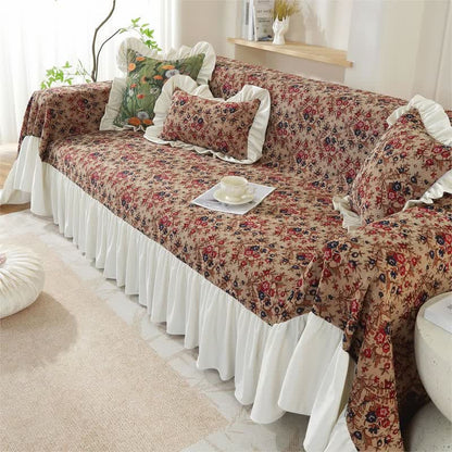Housse de canapé à volants et motif floral vintage