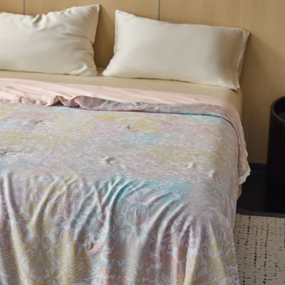 Couette douce en fibre de lyocell avec un motif floral coloré