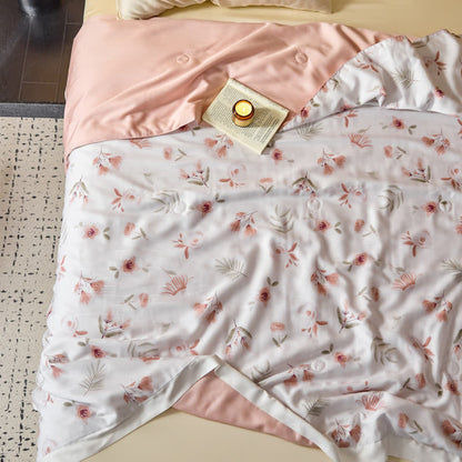 Couverture d'été respirante en fibre lyocell à motif floral