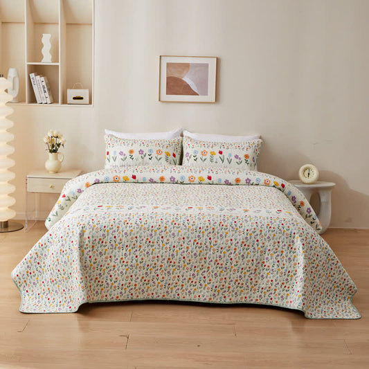 Linge de lit matelassé en pur coton avec des motifs floraux colorés