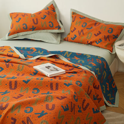 Couette réversible à trois couches en gaze de coton avec lettres