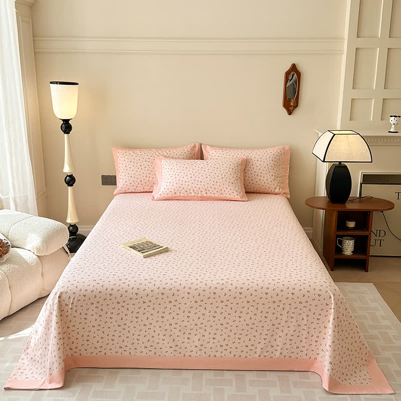 Couvre-lit doux en pur coton avec une élégante rose