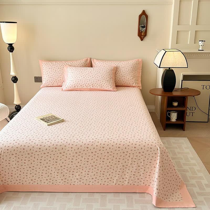 Couvre-lit doux en pur coton avec une élégante rose
