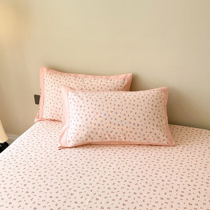 Couvre-lit doux en pur coton avec une élégante rose
