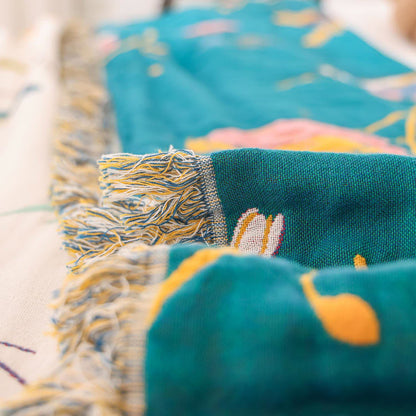 Couette en gaze de coton avec pompons d'oiseaux pastoraux