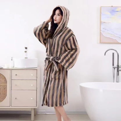 Peignoir polaire confortable avec capuche Modern Line