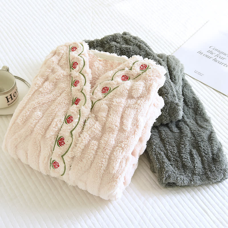 Ensemble pyjama en polaire moelleuse avec broderie et manches longues
