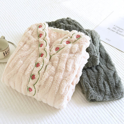 Ensemble pyjama en polaire moelleuse avec broderie et manches longues