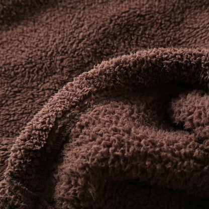 Vêtements de nuit chauds en flanelle avec col à revers
