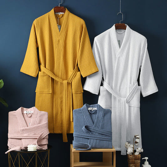 Peignoir simple et uni en coton avec col en V