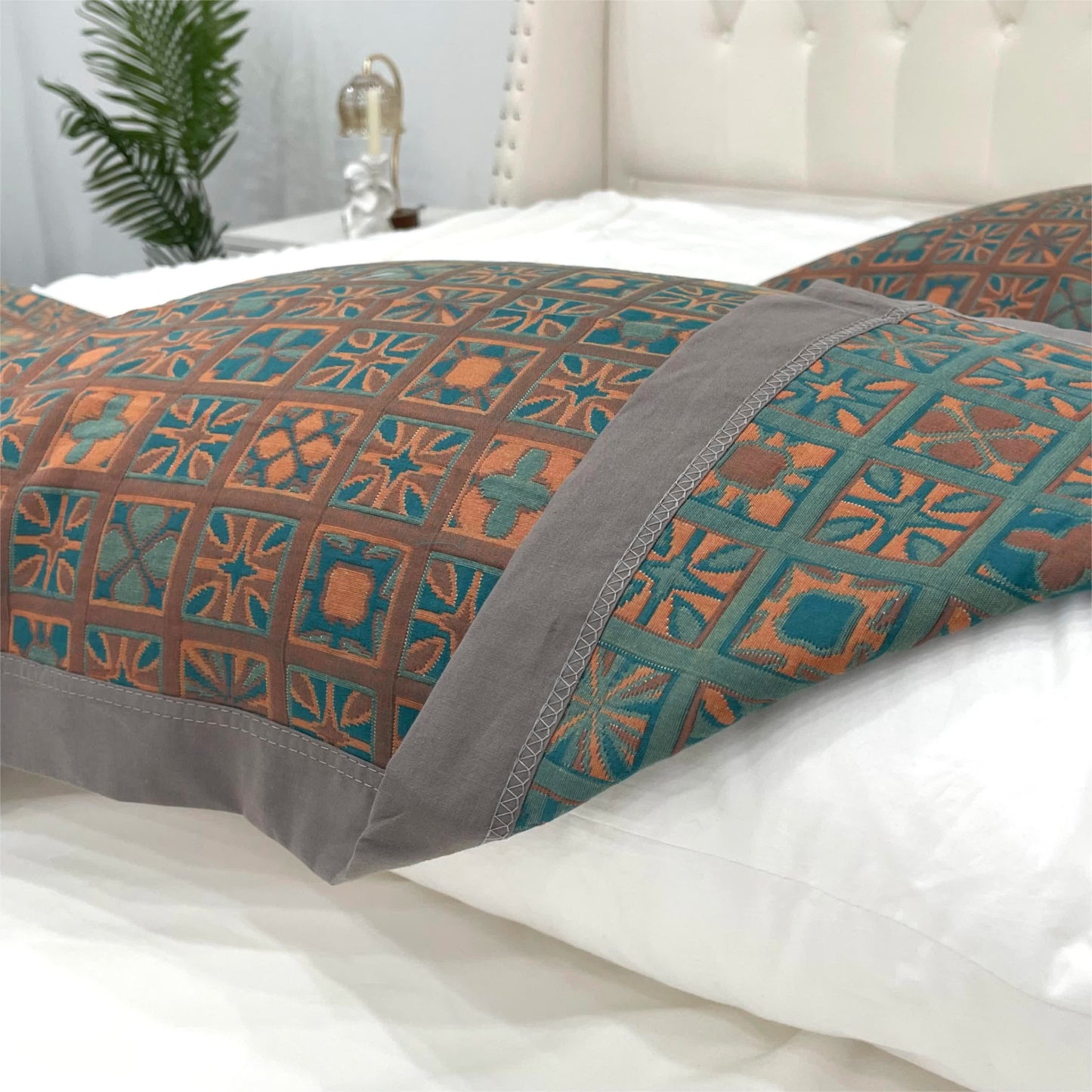 Couette réversible en pur coton à carreaux et motif floral