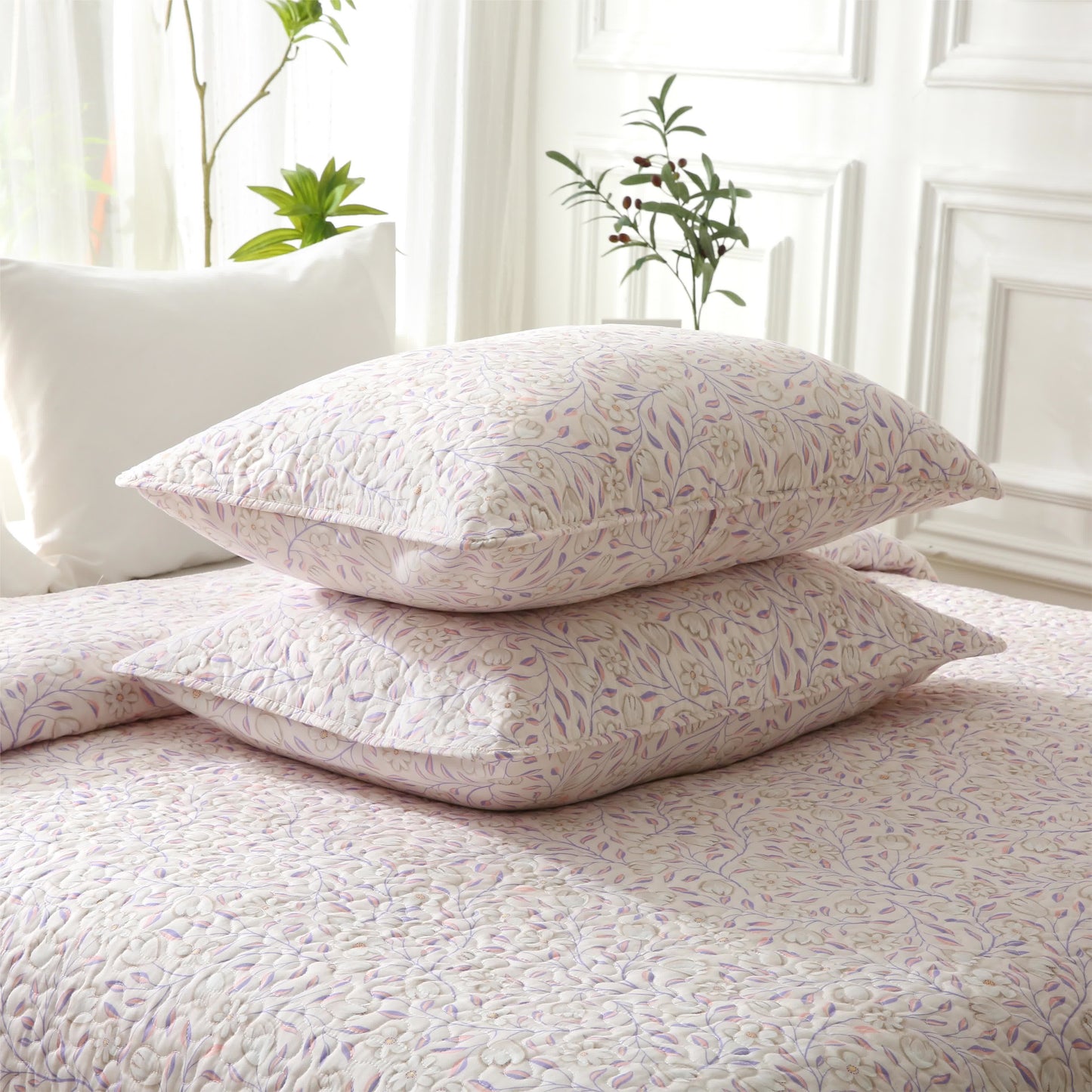 Linge de lit d'été matelassé en coton à motif floral