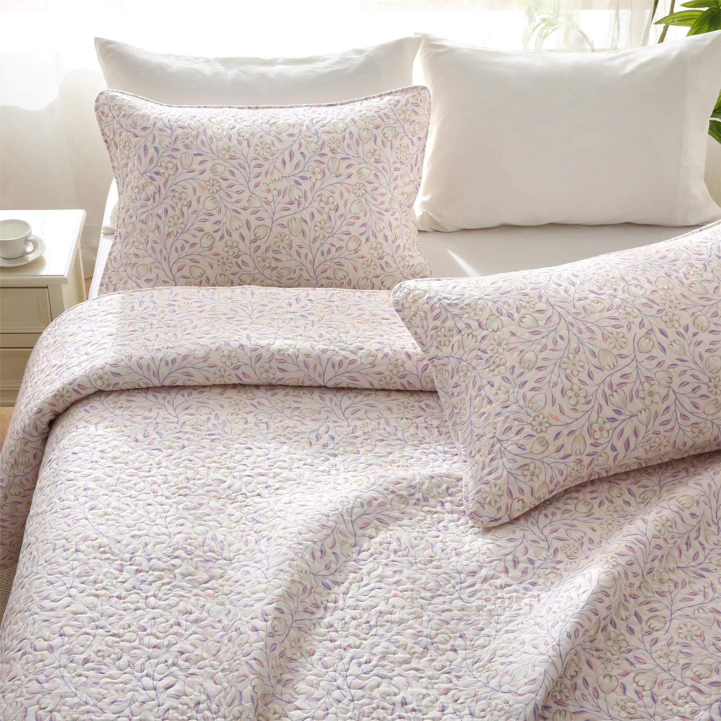Linge de lit d'été matelassé en coton à motif floral