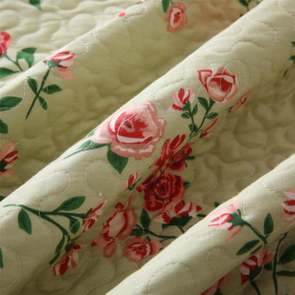 Linge de lit élégant en coton matelassé aspect rose