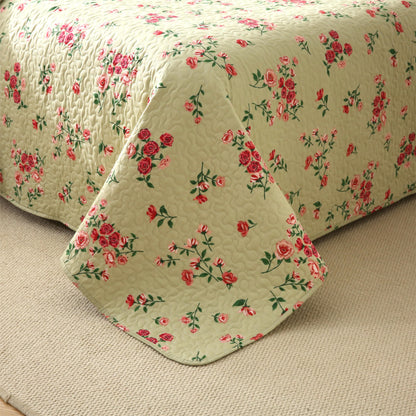 Linge de lit élégant en coton matelassé aspect rose