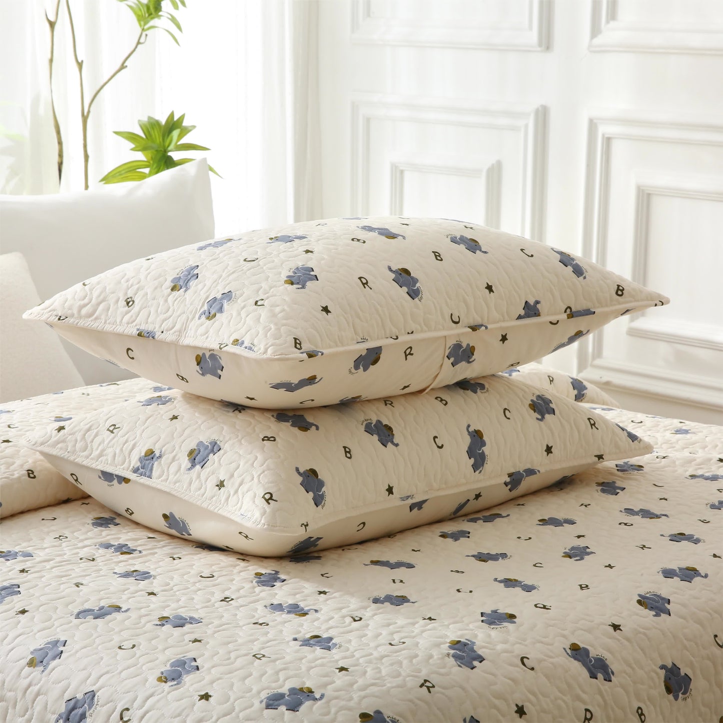Joli linge de lit matelassé en pur coton avec motif éléphant