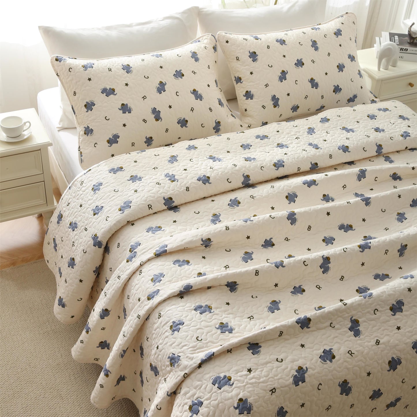 Joli linge de lit matelassé en pur coton avec motif éléphant