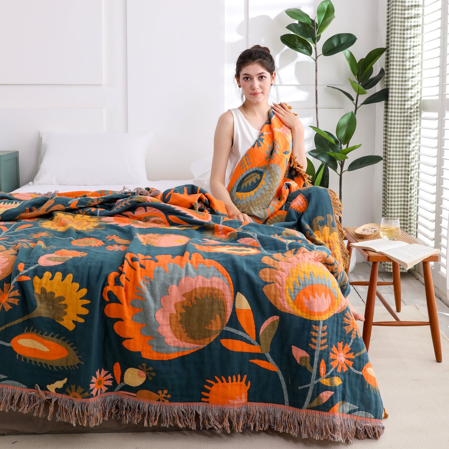 Couette en gaze de coton respirante avec pompons et motif floral