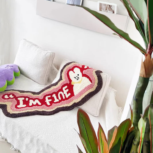 Tapis touffeté I' M FINE avec lapin de dessin animé