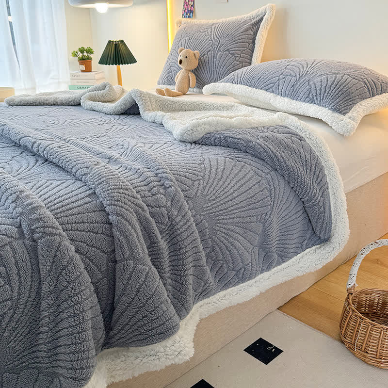 Couverture Sherpa moelleuse et douce avec structure en coquille