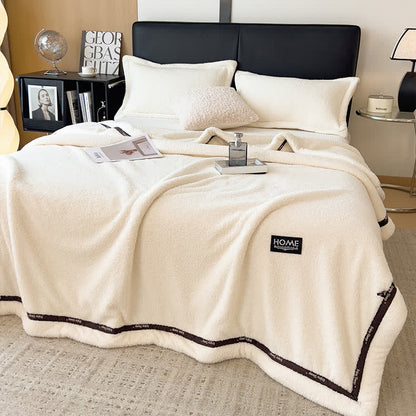 Couverture polaire moelleuse au style simple