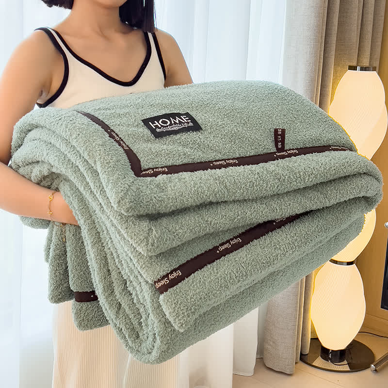 Couverture polaire moelleuse au style simple
