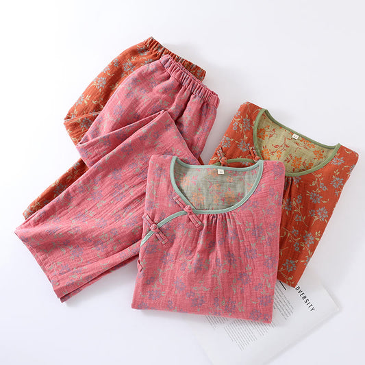 Ensemble pyjama en gaze de coton à motif floral et fermeture grenouille