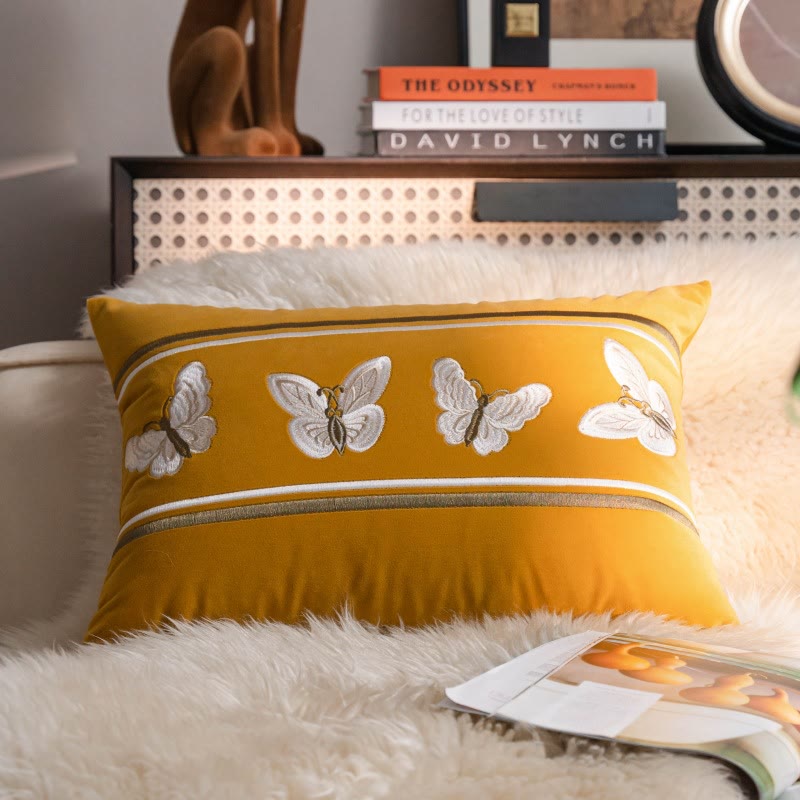 Taie d'oreiller décorative douce avec broderie papillon