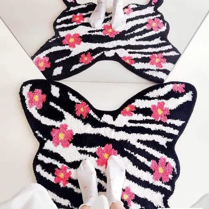 Tapis doux et décoratif avec motif floral zébré