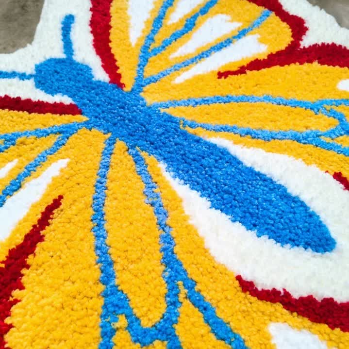 Tapis décoratif doux avec motif papillon pastoral