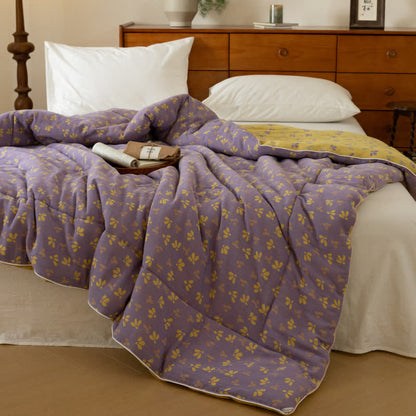 Couette double épaisseur en gaze jacquard à motif floral