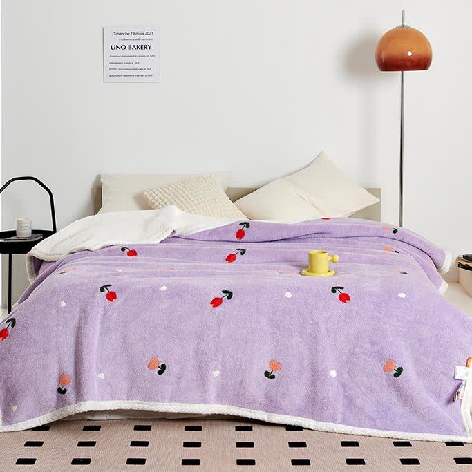 Couverture polaire douce avec motifs de tulipes pastorales