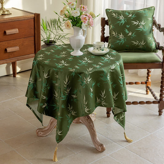 Nappe rustique et élégante avec pompon en bambou