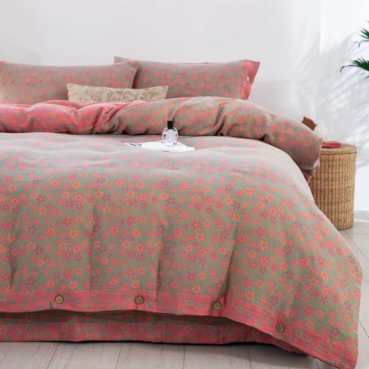 Parure de lit en gaze de coton avec boutons fleuris (4 pièces)
