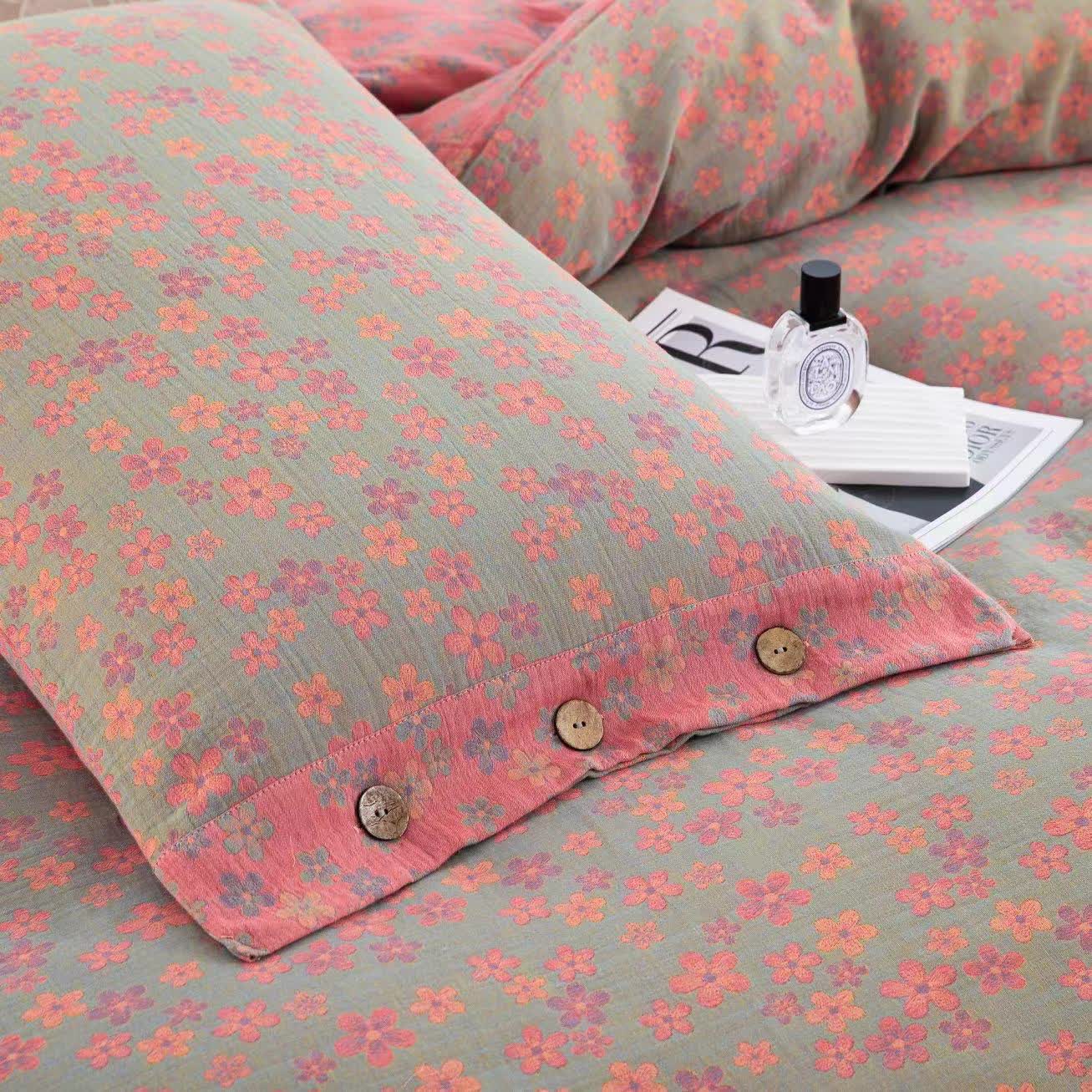 Parure de lit en gaze de coton avec boutons fleuris (4 pièces)