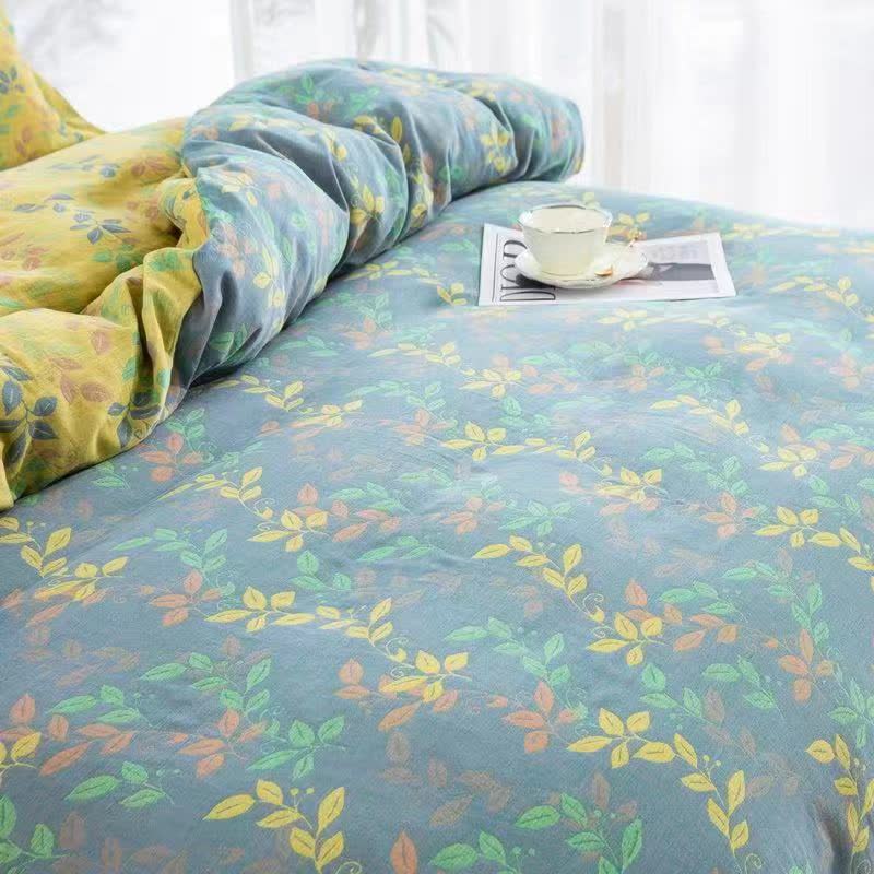 Parure de lit 4 pièces en coton à boutons et motif feuilles rafraîchissantes