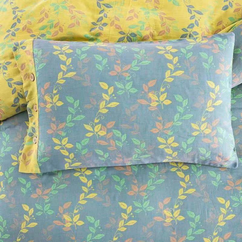 Parure de lit 4 pièces en coton à boutons et motif feuilles rafraîchissantes