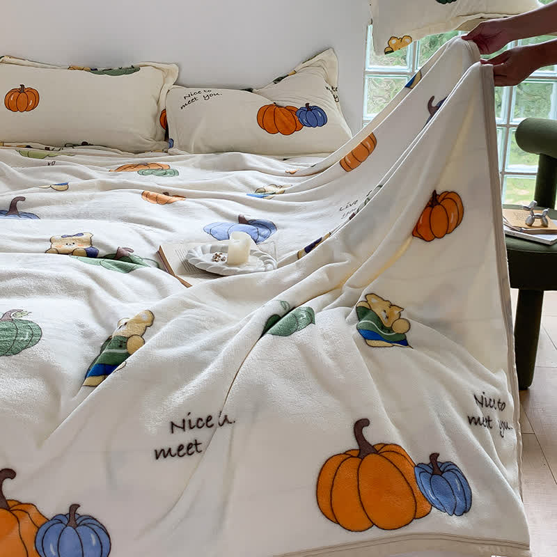 Couverture en flanelle avec citrouille de dessin animé et ours mignon