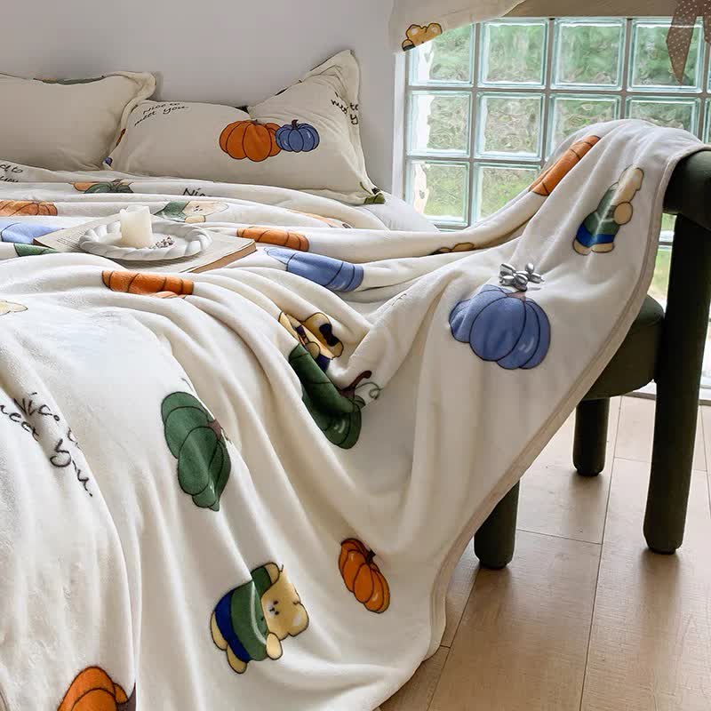 Couverture en flanelle avec citrouille de dessin animé et ours mignon
