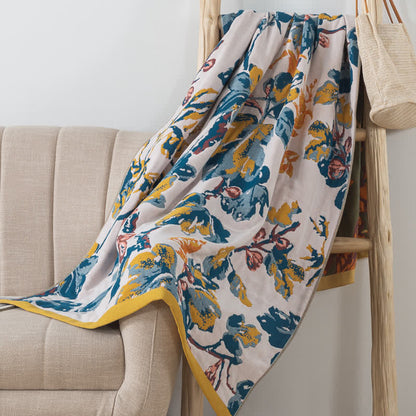 Serviette de bain en gaze de coton à quatre couches avec motif floral