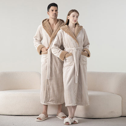 Peignoir d'hiver long en polaire avec capuche