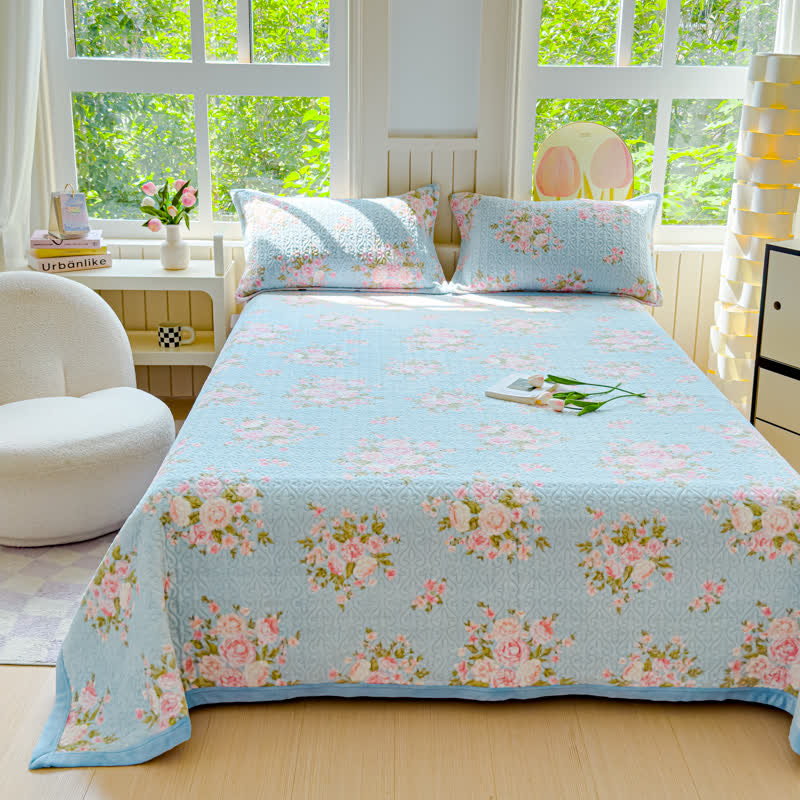 Parure de lit d'hiver avec un élégant motif floral en velours (4 pièces)
