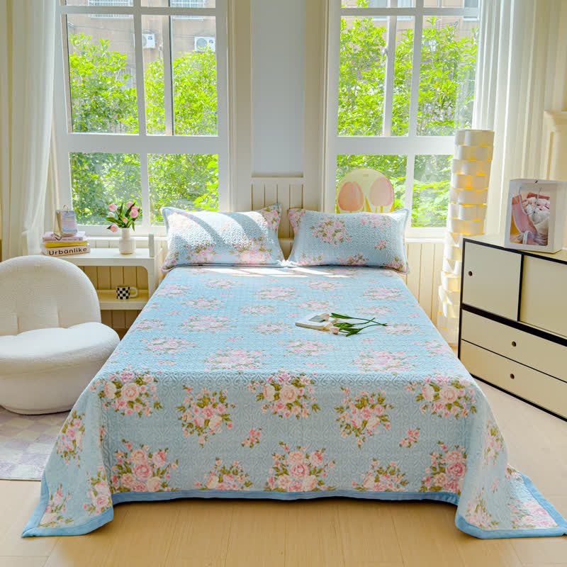 Parure de lit d'hiver avec un élégant motif floral en velours (4 pièces)